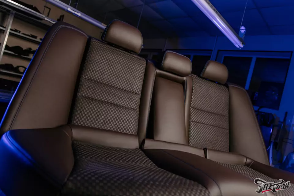 Перетяжка сидений Recaro для Honda Accord 7 в кожу и алькантару с плетением в стиле Bottega Veneta!